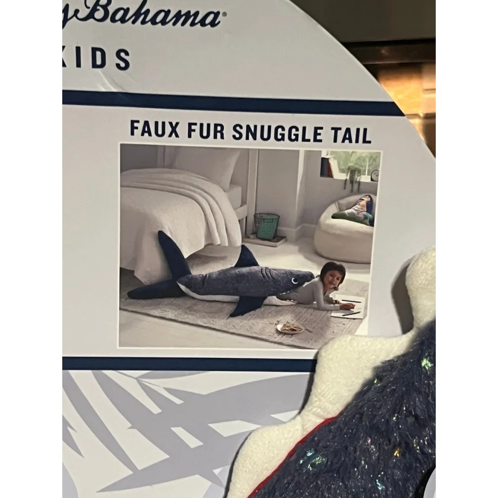 NWT Tommy Bahama Shark Faux Fur Snuggle Tail Blanket